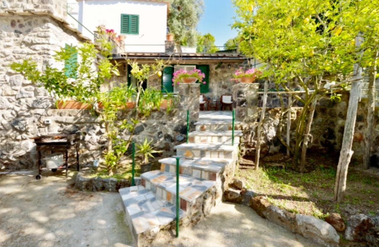 Villa Vincenzo Di Meglio Barano d'Ischia Room photo